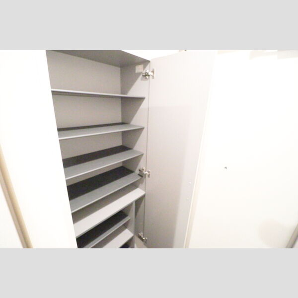 K・Island　参番館 シューズボックス