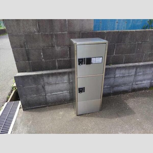 カエラ・ライオンズⅡ 宅配ボックス