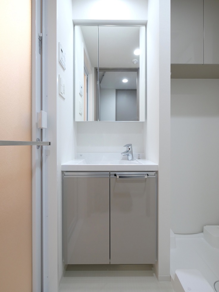 PREMIUM CUBE 池袋本町4階 内観