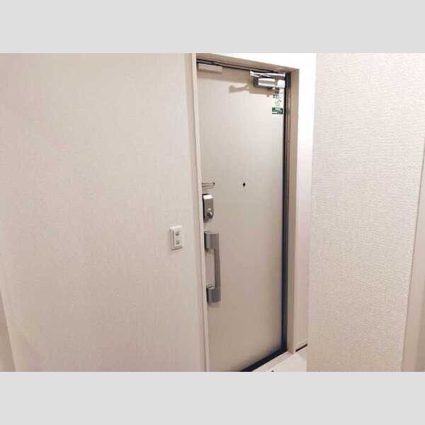 コンフォール町田市中町 玄関