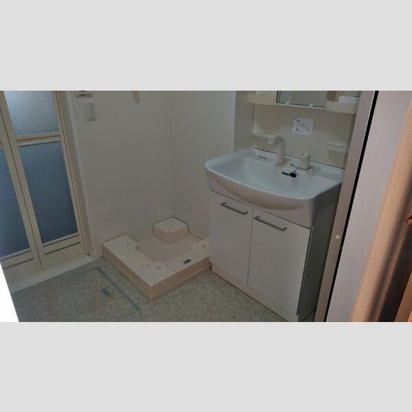 第7グリーンハイツ　C 洗髪洗面化粧台・洗濯機置き場