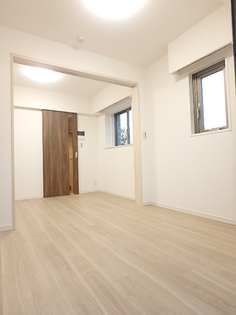 ガーラ・ヒルズ調布2階 洋室