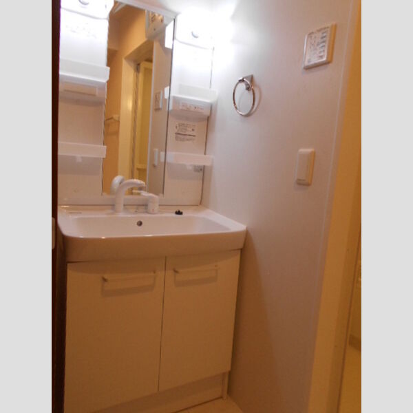 ポルトカリ 洗髪洗面化粧台