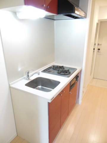 グランド・ガーラ新横浜North 大型レンジフード付きキッチン