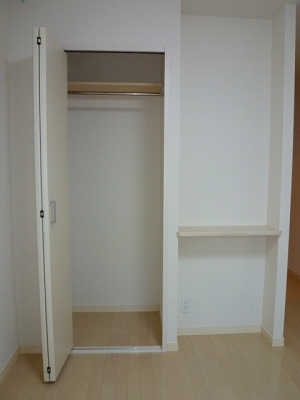 リブリ・西谷1階 収納