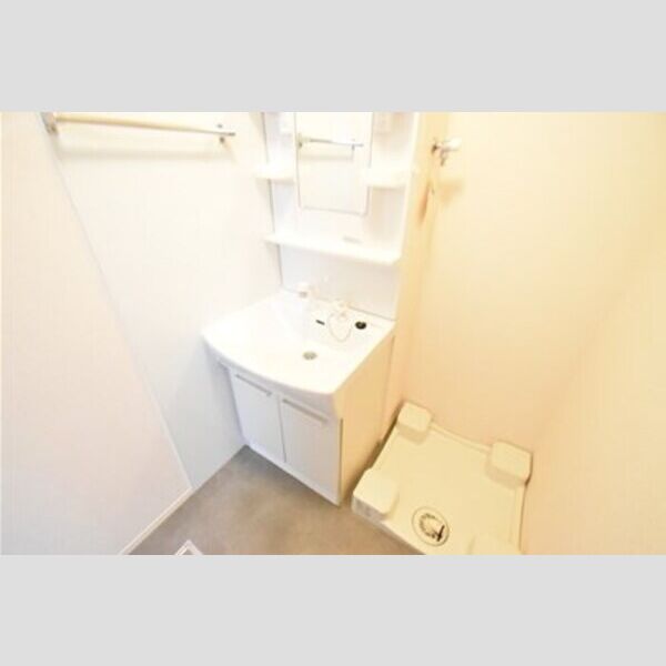 桜アベニュー 洗面室