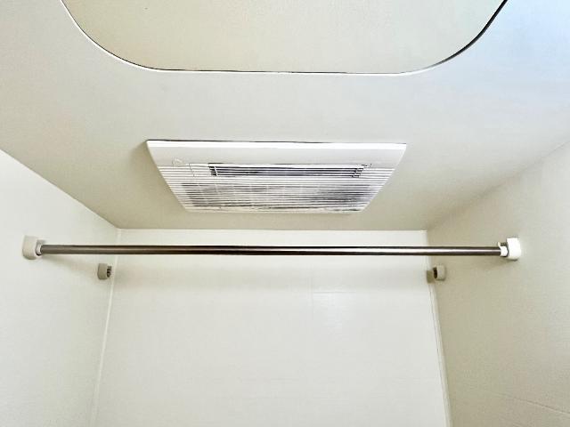 サンパティーク105号室 浴室乾燥機（イメージ）