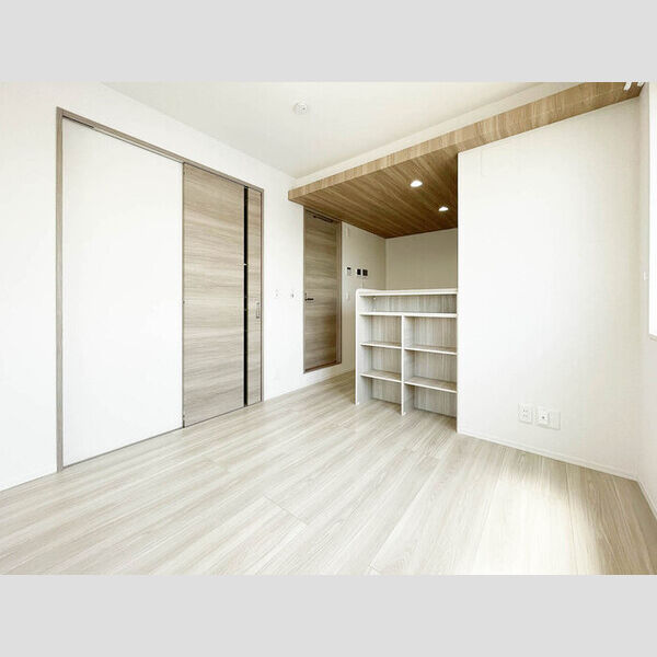 305号室