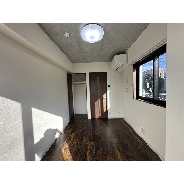 アトリエ八雲301号室 リビング