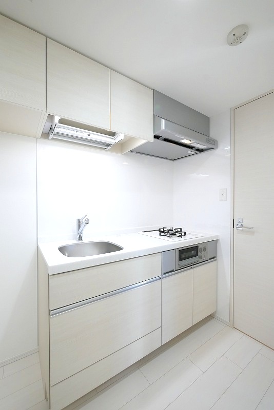 PREMIUM CUBE 新宿中井 内観