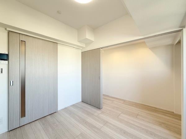 エレミ本蓮沼9階 リビング