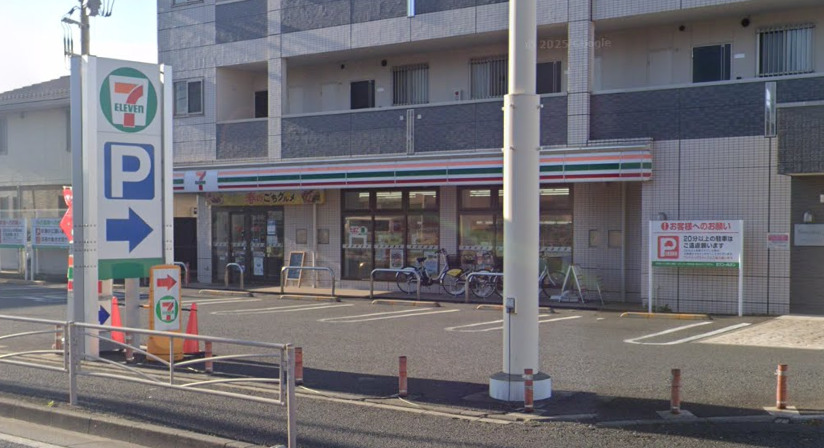 Solana-Tsurugamine 【コンビニエンスストア】セブンイレブン 横浜鶴ケ峰本町南店まで384ｍ