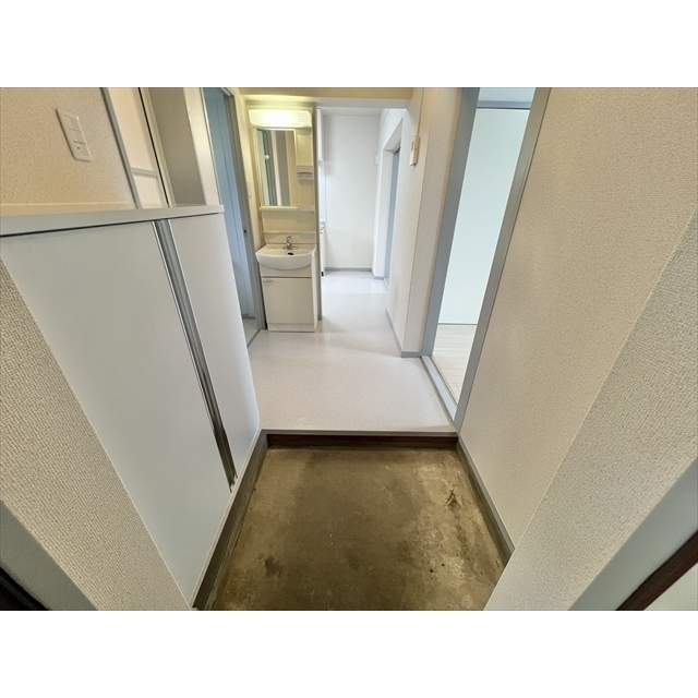 ラビアン花小金井 下駄履有りスッキリ使えます