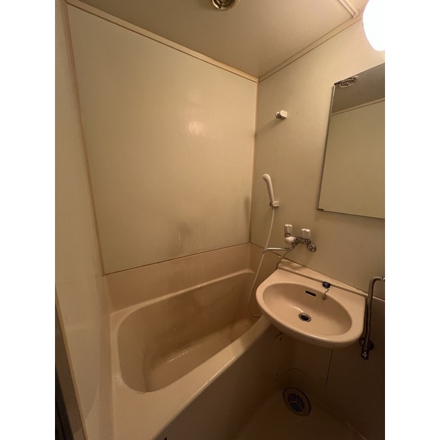 俳優座ビル507号室 ３点ユニットバス