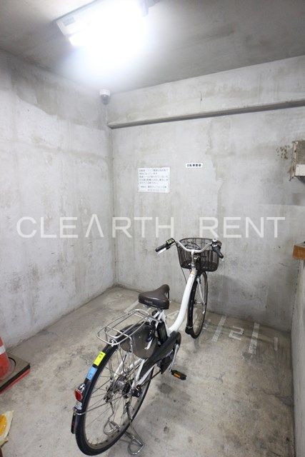 リーセントパレス宮崎6階 駐輪場