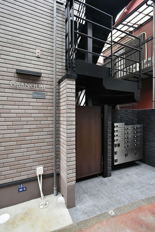 グランクオール北赤羽 エントランス