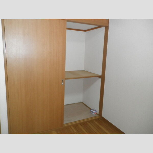 ライフアメニティー102号室 収納