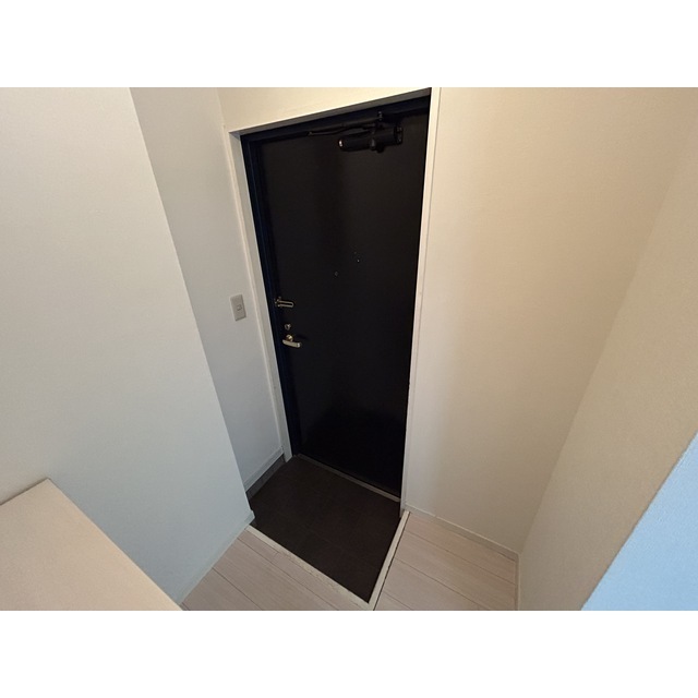 小茂根ビル00202号室 玄関