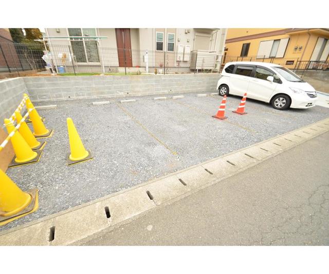 Ｌａ　Ｍａｉｓｏｎ　ｄ’ａｖｒｉｌ 駐車場