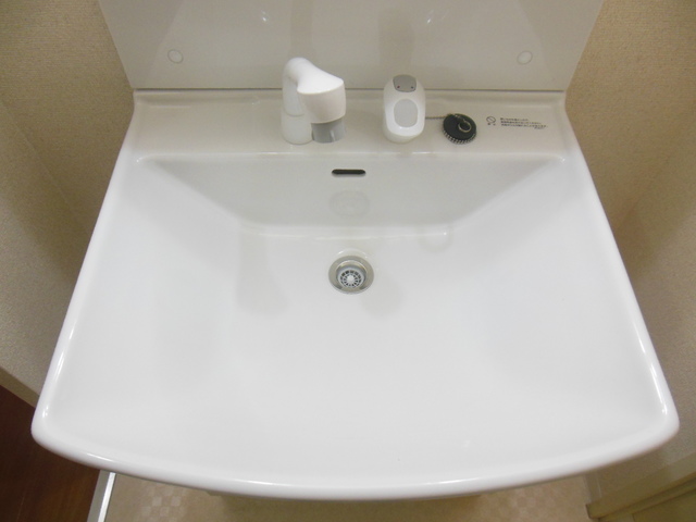 サンモール向台 洗面化粧台（シャンプードレッサー付き）