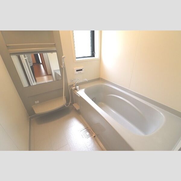 フェルムバレ 浴室　追い炊き給湯付