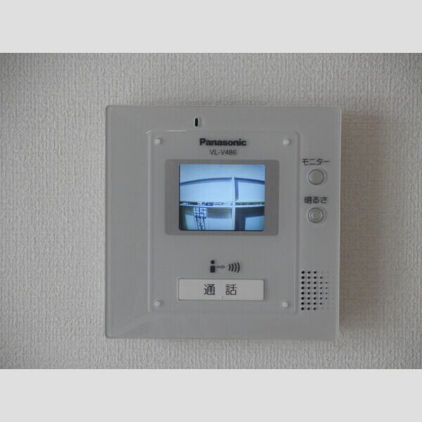 メゾン　プリメーロ カラーTVモニターインターホンで来客チェック!