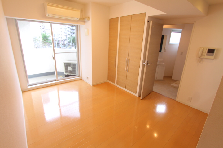 プライムアーバン目黒青葉台803号室 同建物別部屋の参考画像