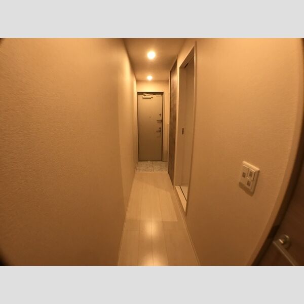 D-room殿町205号室 玄関廊下