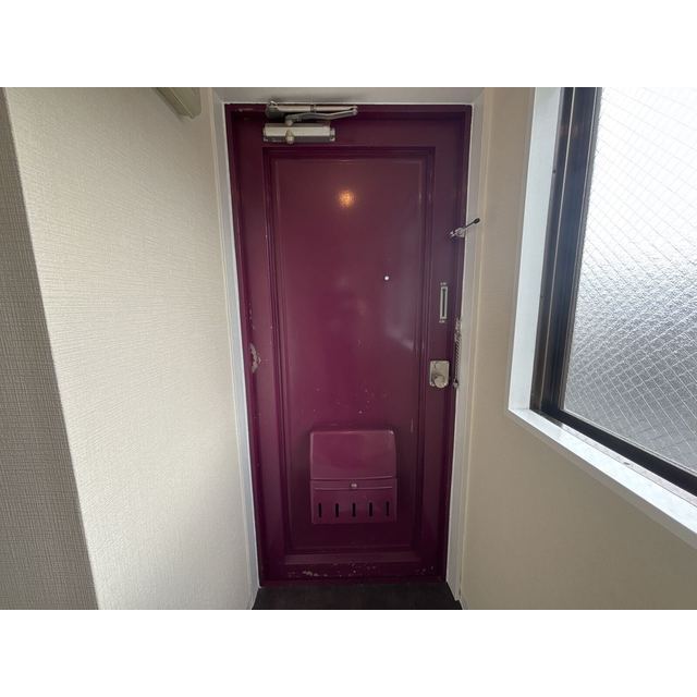 キャビットハウス 玄関