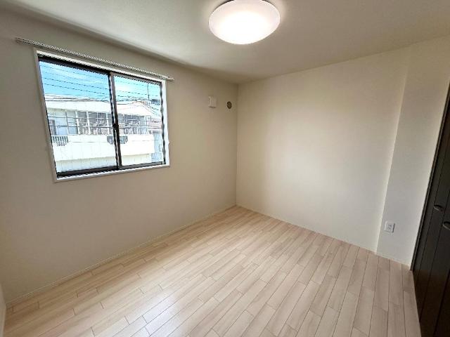 ルナフォーリア205号室 洋室