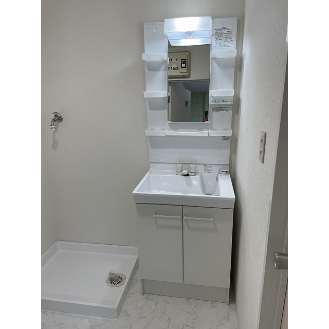 岩崎ビル301号室 内観