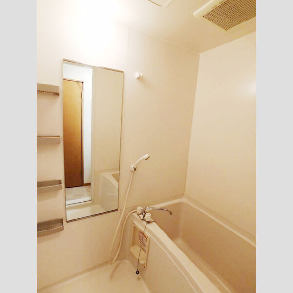 ズオン・ゼロ306号室 浴室