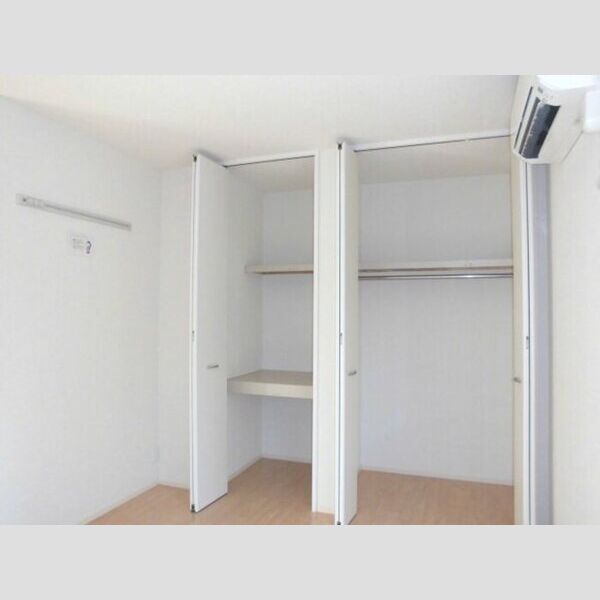 グリーンコテージD クローゼット