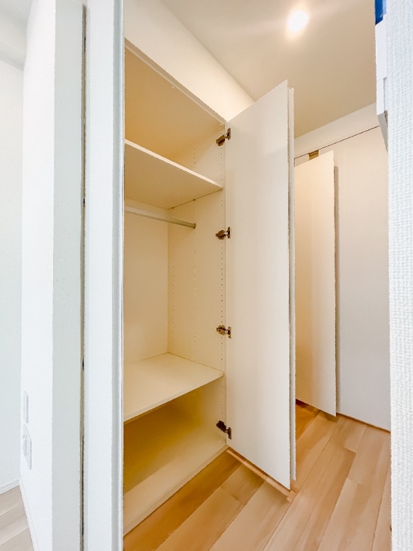 ドゥーエ三ノ輪Ⅰ10階 収納