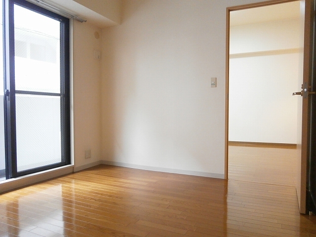 エステ－ジ築地0304号室 同建物別部屋の参考画像