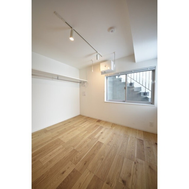 グランパセオ代々木上原B103号室 内観