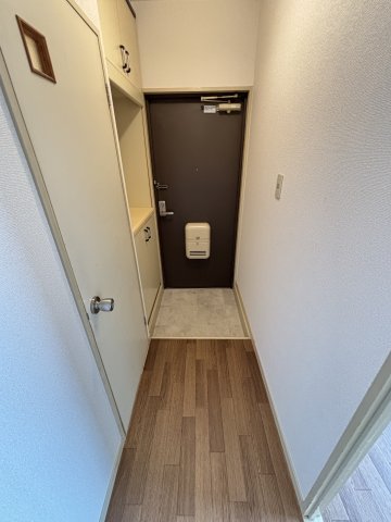 スカイホーム本郷 玄関