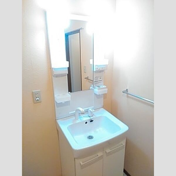 ハイローズ船橋　壱弐番館1306号室 洗面所