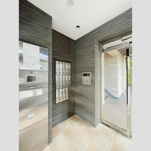 仲六郷ガーデン エントランス