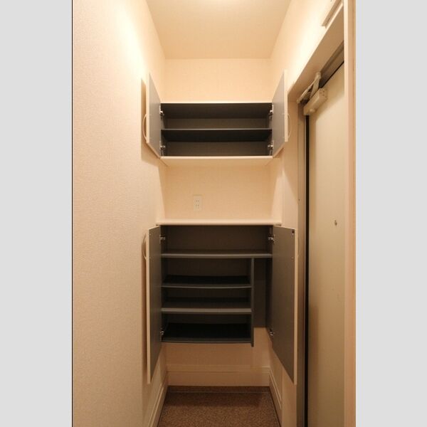 コンフォール シューズボックス