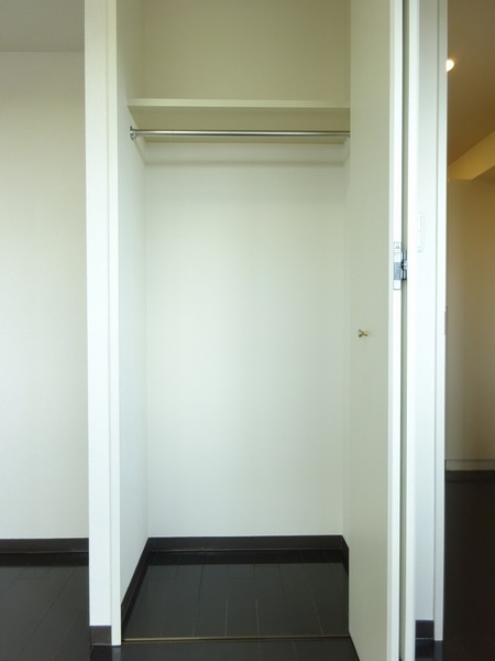 シャンティ武蔵関403号室 収納