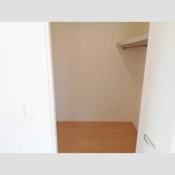 フェリーチェ　A1号室 ウォークインクローゼット