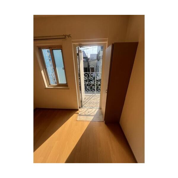 モデラート 玄関