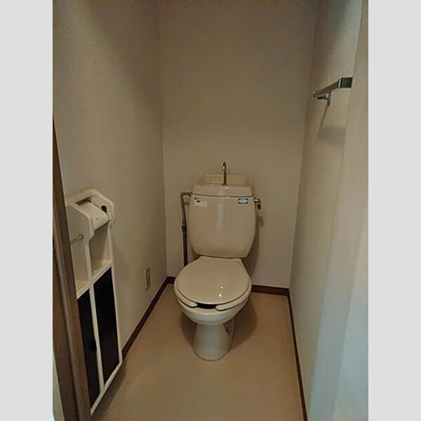 シャンブルヤマモト トイレ