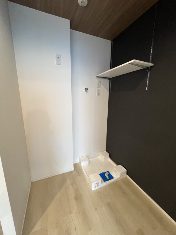 レジディア横濱馬車道6階 洗濯機置き場