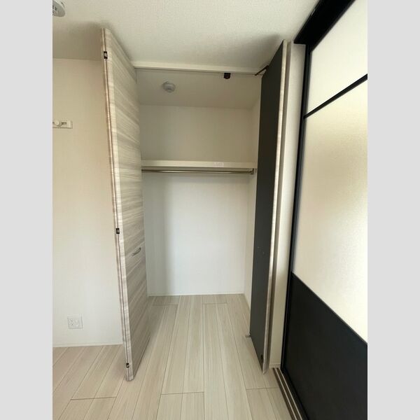 GRAND湘南　B棟205号室 収納