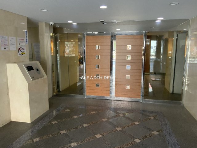 パレステュディオ新宿パークサイド12階 エントランス