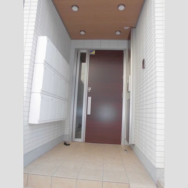 シャルール川越303号室 エントランス