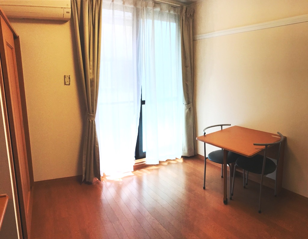 レオパレス今泉109号室 リビング