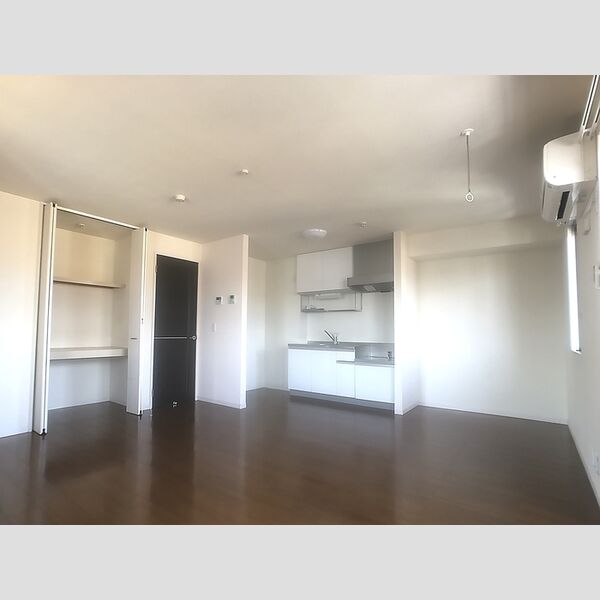 リヴェール星久喜 リビング